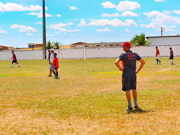 Um guia essencial de alimentação para jogadores de futebol - Field